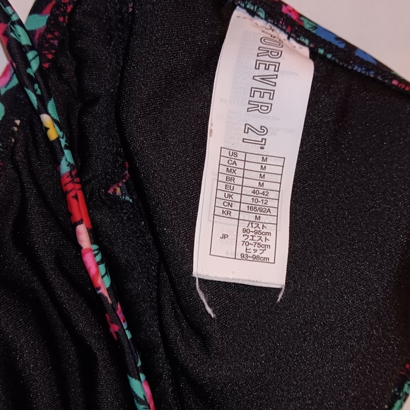 Festival Swim & Top Bundle | Forever 21 Floral Cutout + Aztec Bandeau - Picture 9 of 16